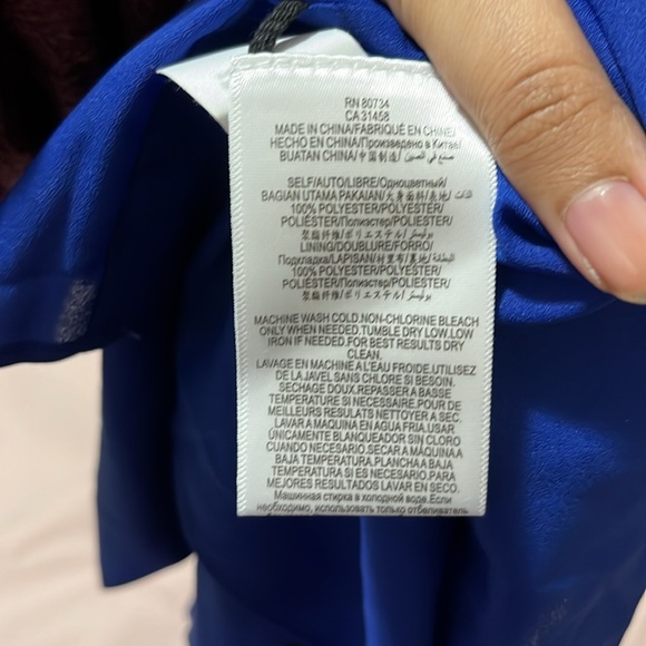 NWT BCBGMAXAZRIA Cold Shoulder Kia Blue Dress - Picture 4 of 7